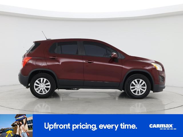 Photo of 2016 Red Chevrolet Trax