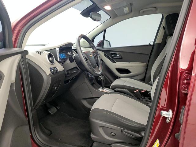 Photo of 2016 Red Chevrolet Trax