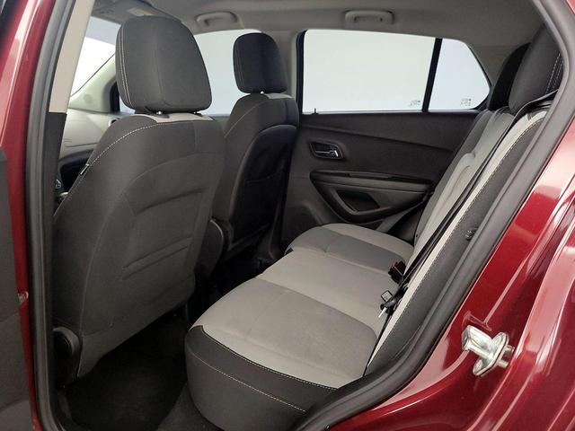 Photo of 2016 Red Chevrolet Trax