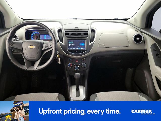 Photo of 2016 Red Chevrolet Trax