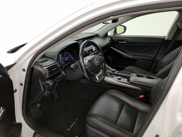 Photo of 2019 White Lexus IS 300