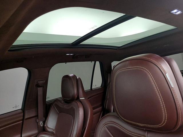 Photo of 2022 Silver Lincoln Aviator