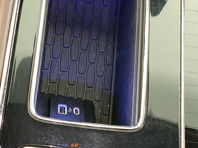 Photo of 2022 Silver Lincoln Aviator