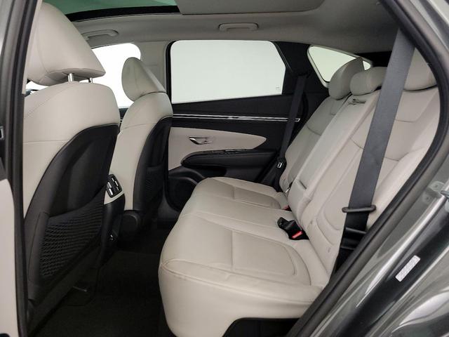 Photo of 2023 Gray Hyundai TUCSON Hybrid