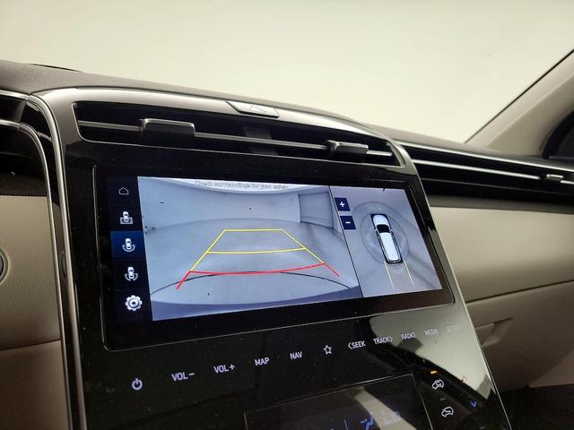 Photo of 2023 Gray Hyundai TUCSON Hybrid