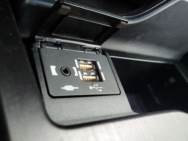 Photo of 2022 Black Lexus ES 350