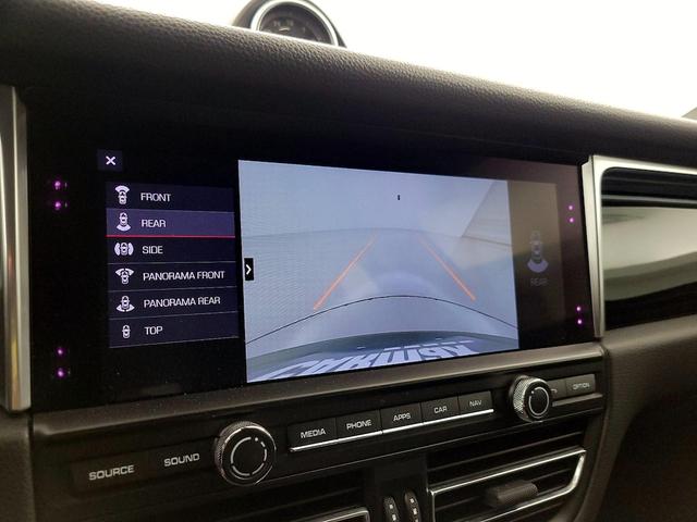 Photo of 2021 Black Porsche Macan