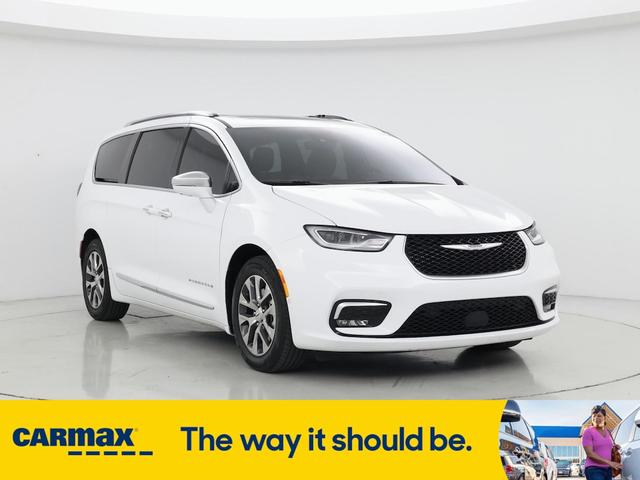 2022 Chrysler Pacifica Hybrid