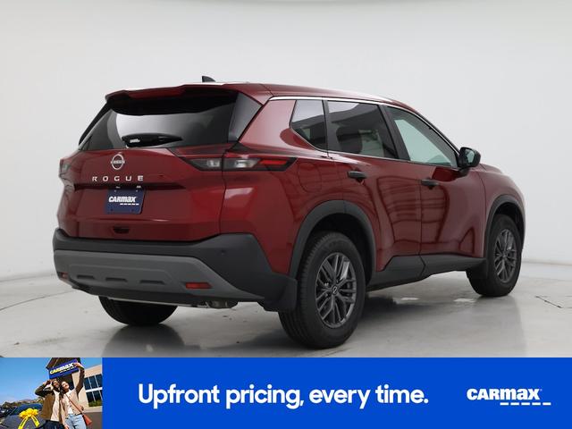 Photo of 2023 Red Nissan Rogue