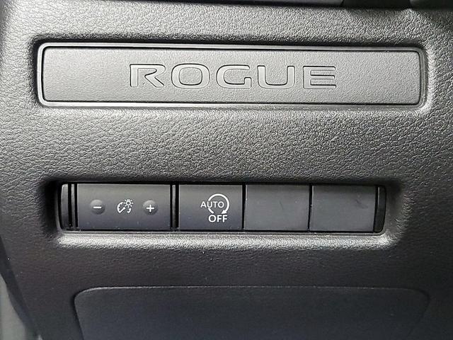 Photo of 2023 Red Nissan Rogue