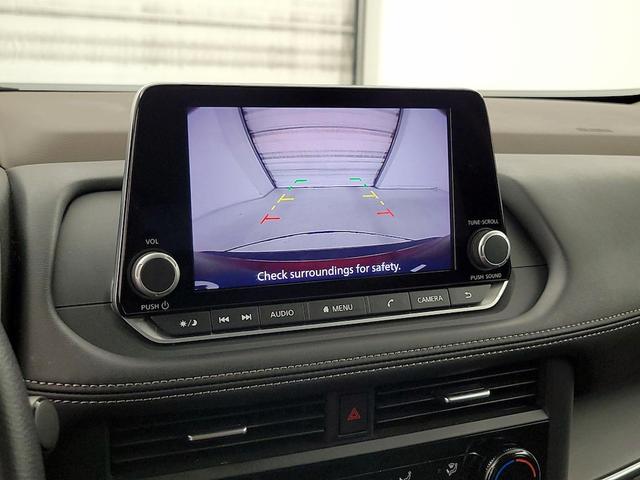 Photo of 2023 Red Nissan Rogue