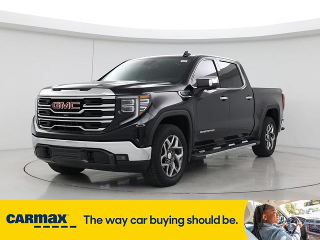 Photo of 2022 Black GMC Sierra 1500