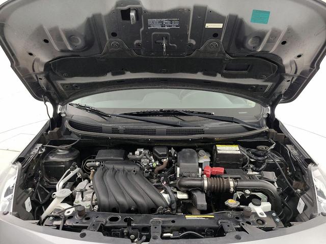 Photo of 2019 Gray Nissan Versa
