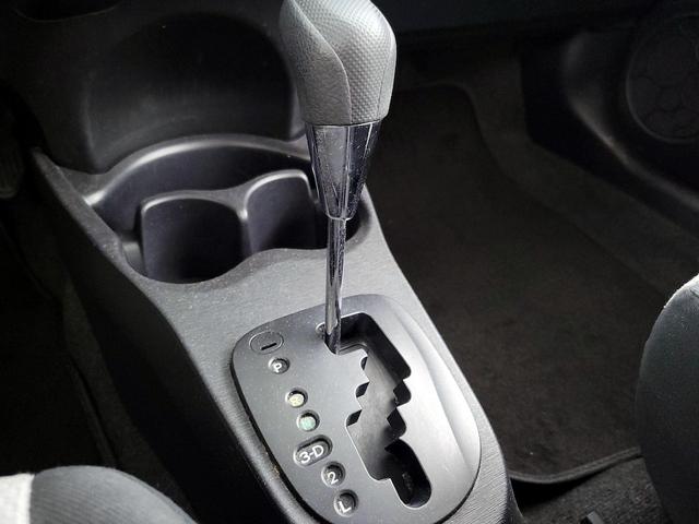 Photo of 2013 Silver Toyota Yaris