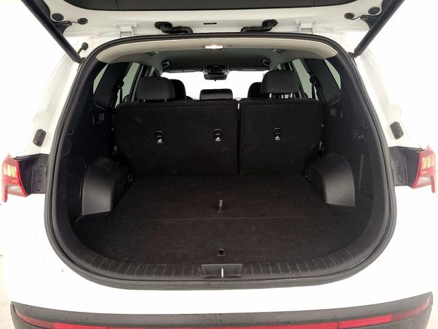 Photo of 2023 White Hyundai SANTA FE