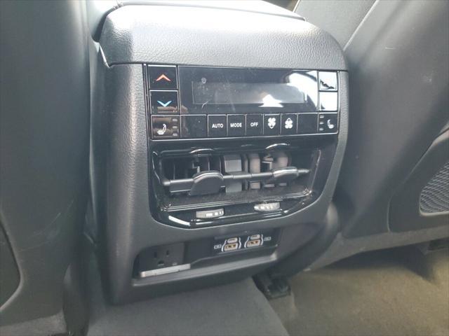 Photo of 2024 Baltic Gray Metallic Clearcoat Jeep Grand Cherokee 4xe