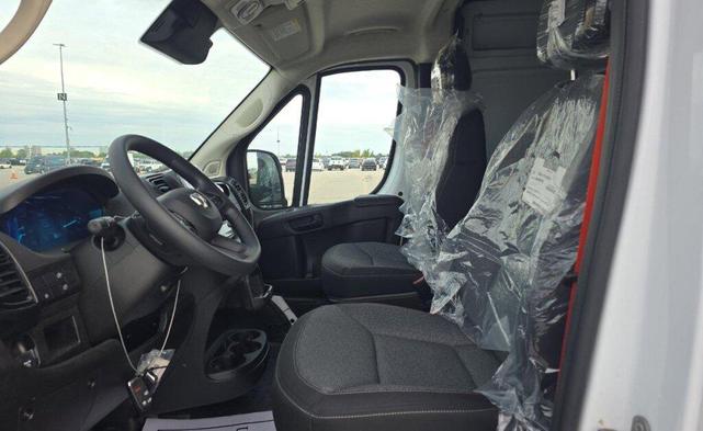 Photo of 2025 Bright White Clearcoat RAM ProMaster 2500