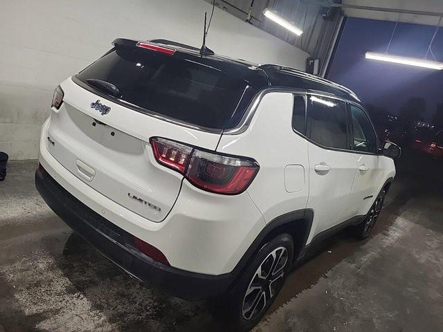 Photo of 2023 Bright White Clearcoat Jeep Compass