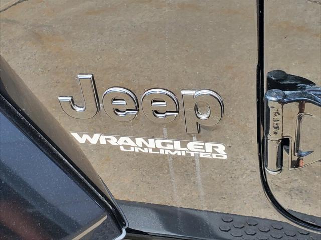Photo of 2021 Black Clearcoat Jeep Wrangler Unlimited