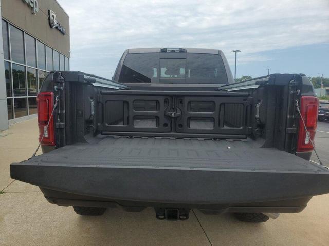 Photo of 2025 Granite Crystal Metallic Clearcoat RAM 2500