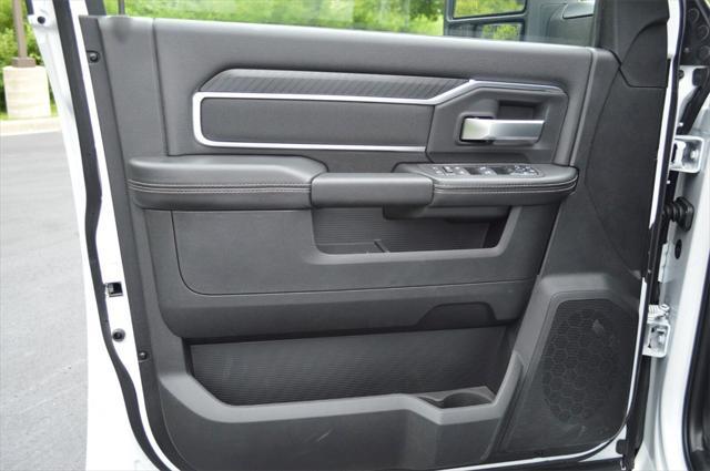Photo of 2025 Bright White Clearcoat RAM 2500