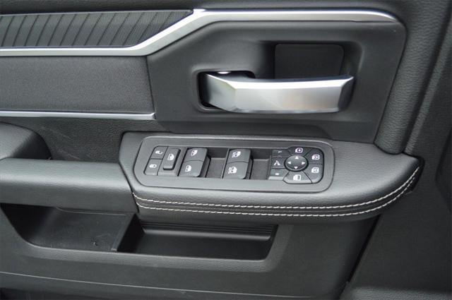 Photo of 2025 Bright White Clearcoat RAM 2500
