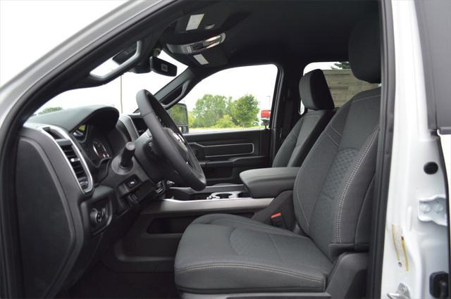 Photo of 2025 Bright White Clearcoat RAM 2500