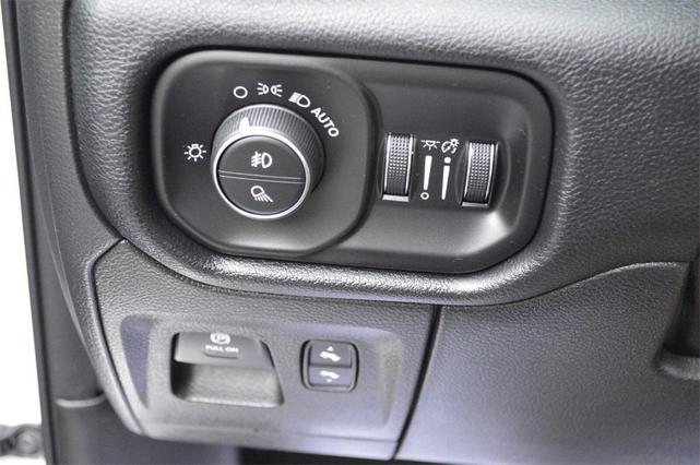 Photo of 2022 Bright White Clearcoat RAM 1500