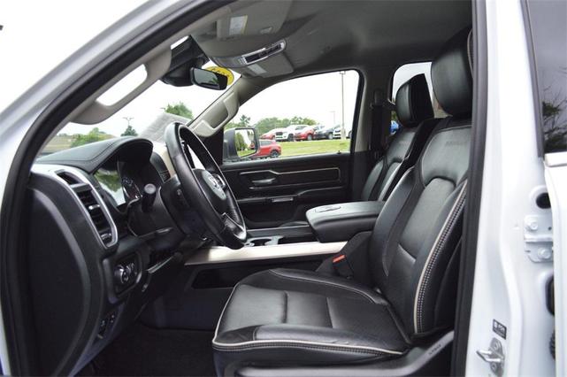 Photo of 2022 Bright White Clearcoat RAM 1500