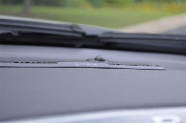 Photo of 2022 Bright White Clearcoat RAM 1500