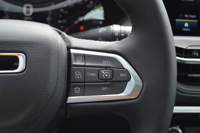 Photo of 2025 Hydro Blue Pearlcoat Jeep Compass