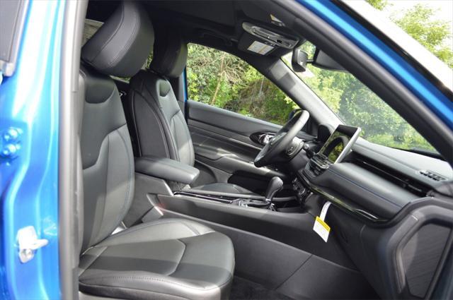 Photo of 2025 Hydro Blue Pearlcoat Jeep Compass