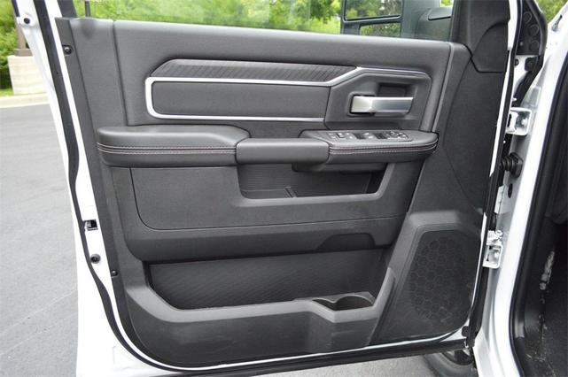 Photo of 2025 Bright White Clearcoat RAM 2500