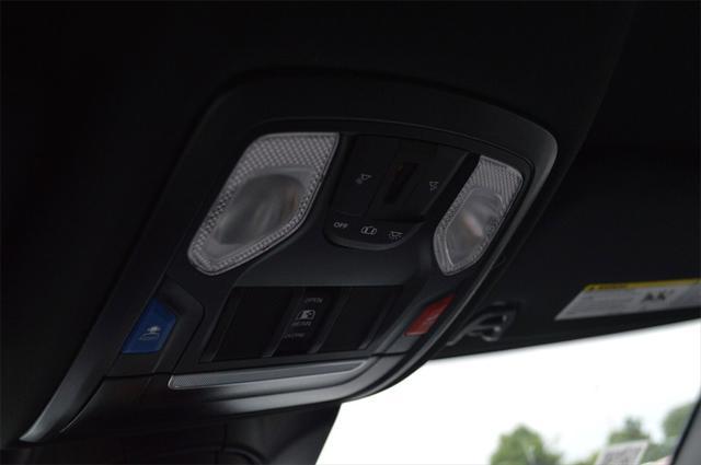 Photo of 2025 Bright White Clearcoat RAM 2500