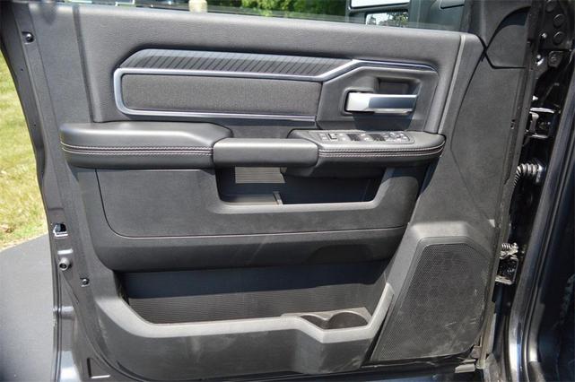 Photo of 2025 Granite Crystal Metallic Clearcoat RAM 2500