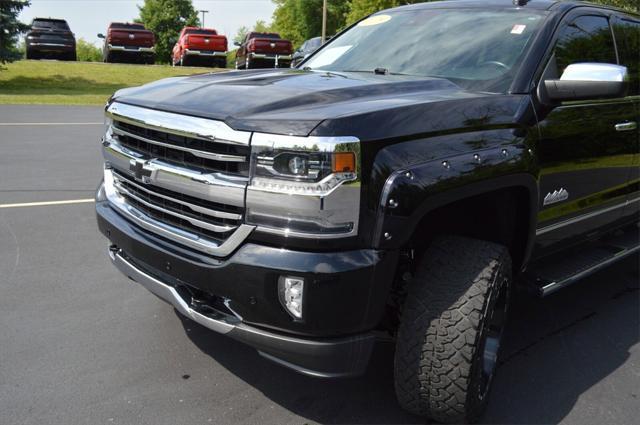Photo of 2018 Black Chevrolet Silverado 1500