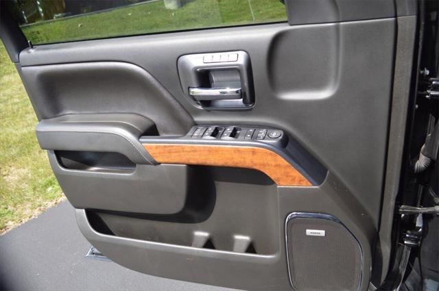 Photo of 2018 Black Chevrolet Silverado 1500