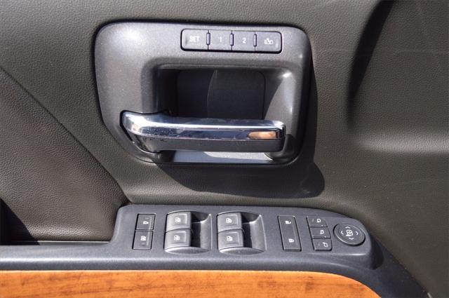 Photo of 2018 Black Chevrolet Silverado 1500