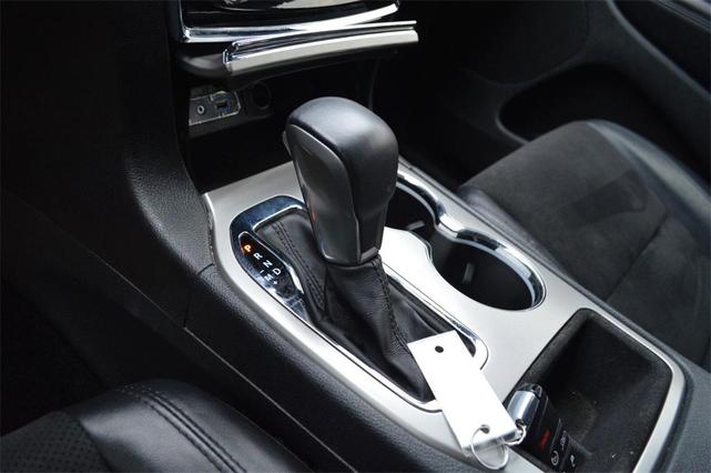 Photo of 2019 Bright White Clearcoat Jeep Grand Cherokee