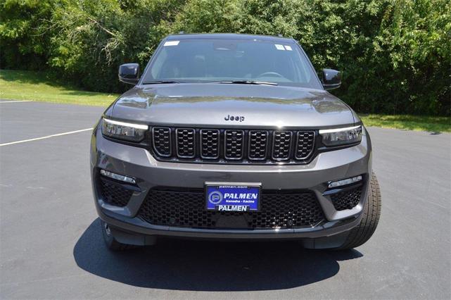 Photo of 2025 Baltic Gray Metallic Clearcoat Jeep Grand Cherokee