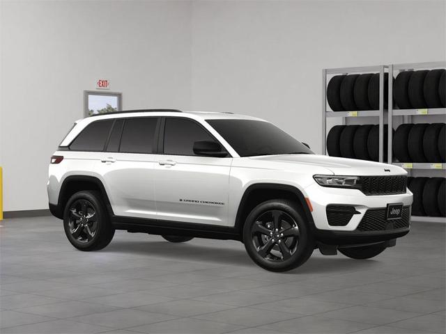Photo of 2025 Bright White Clearcoat Jeep Grand Cherokee
