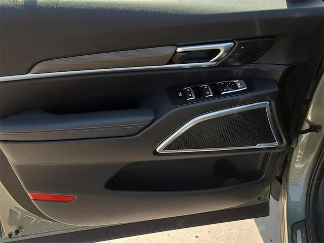 Photo of 2023 Jungle Green Kia Telluride