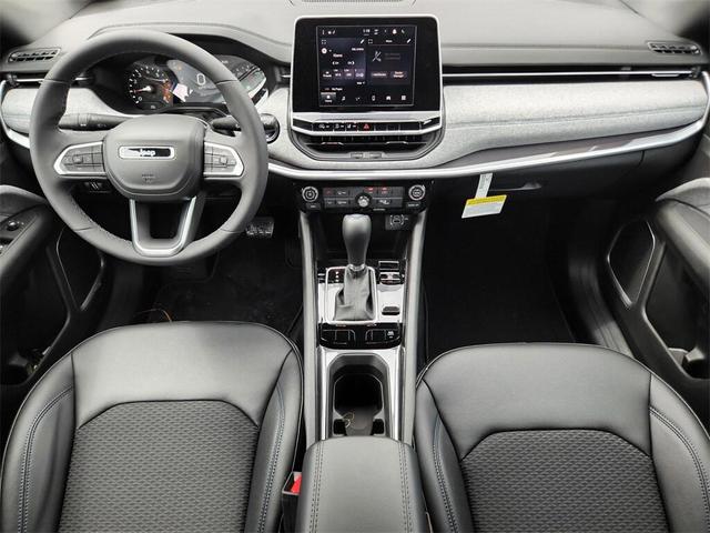 Photo of 2025 Hydro Blue Pearlcoat Jeep Compass