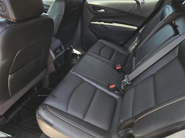 Photo of 2021 Summit White Chevrolet Equinox