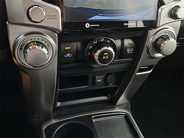 Photo of 2024 Black Toyota 4Runner