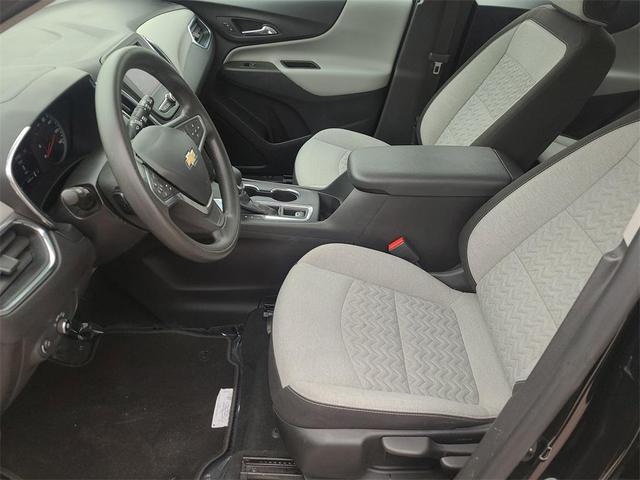 Photo of 2023 Mosaic Black Metallic Chevrolet Equinox
