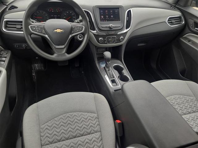 Photo of 2023 Mosaic Black Metallic Chevrolet Equinox
