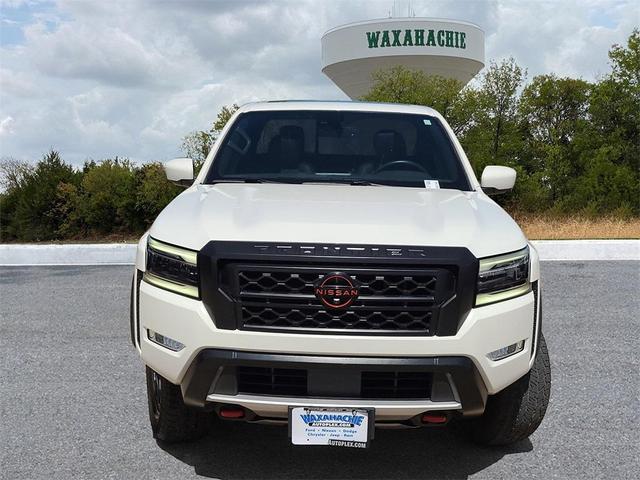 Photo of 2022 Glacier White Nissan Frontier