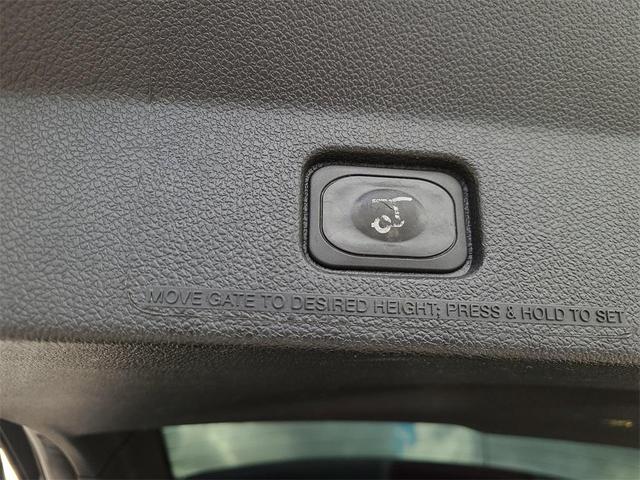 Photo of 2017 Magnetic Ford Explorer