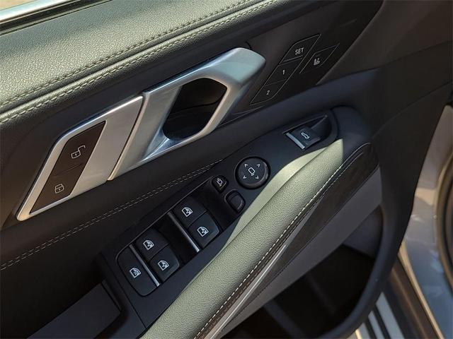 Photo of 2024 Gray BMW X5